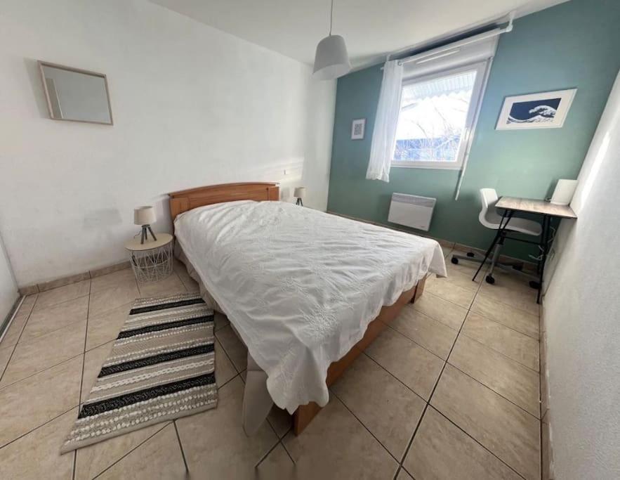 Apartment T2 4 Couchage A 2 Pas Du Bassin